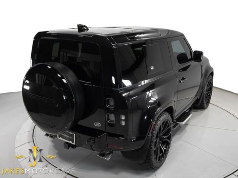 Used 2023 Land Rover Defender 90 V8 image 11