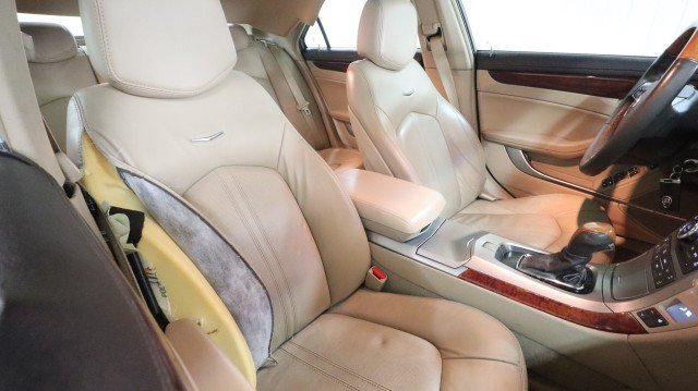 Used 2011 Cadillac CTS Luxury RWD image 11