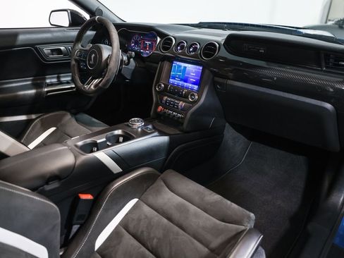 Used 2020 Ford Mustang Shelby GT500 w/ Technology Package image 23