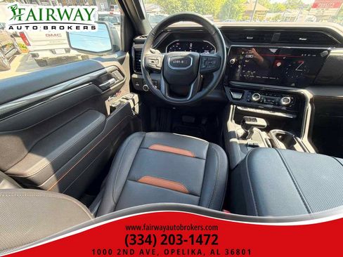 Used 2026 GMC Sierra 1500 AT4 w/ AT4 Premium Package AWD/4WD image 26