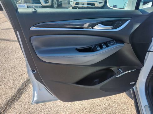 Used 2020 Buick Enclave Essence w/ Sound and Sites Package FWD image 14