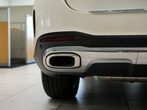 Used 2020 Mercedes-Benz GLE 450 4MATIC image 15