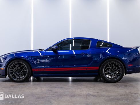 Used 2013 Ford Mustang Shelby GT500 RWD image 1