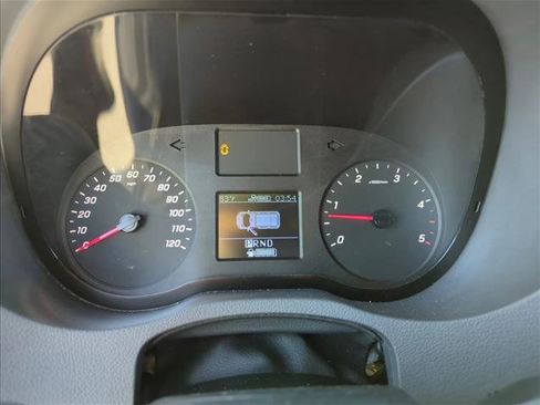 Used 2019 Mercedes-Benz Sprinter 2500 image 10