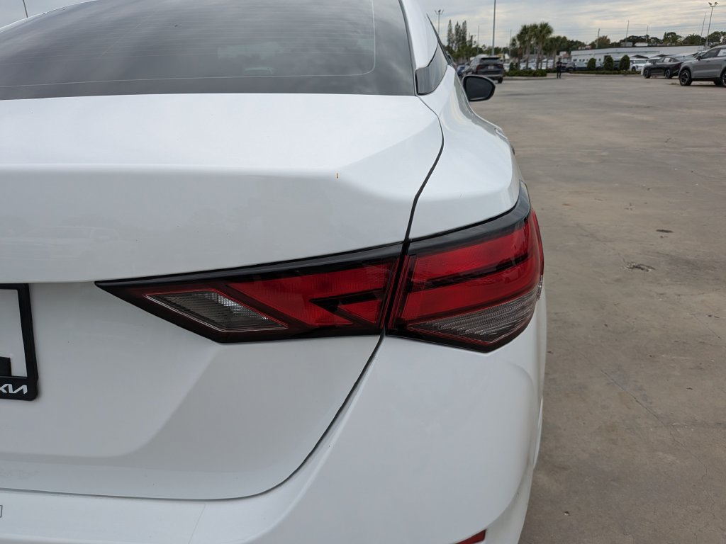 Used 2024 Nissan Sentra S FWD image 12