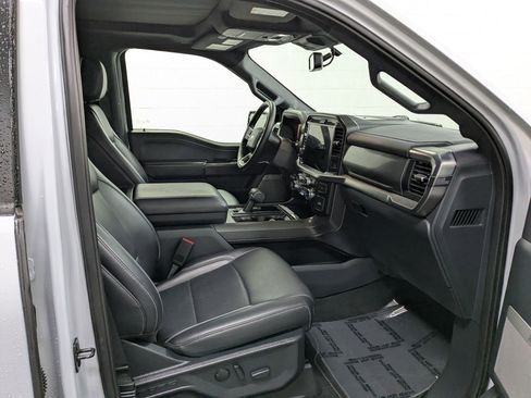 Certified 2025 Ford F150 Lariat image 34