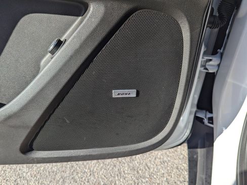 Used 2020 Chevrolet Traverse LT w/ LT Premium Package image 18