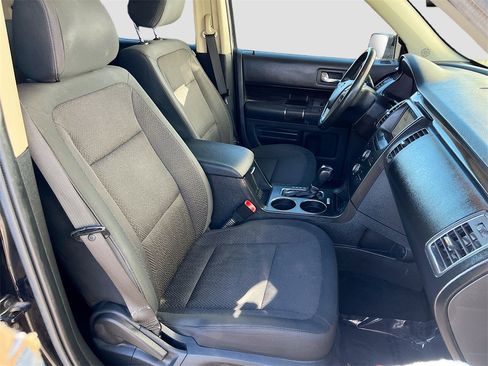 Used 2016 Ford Flex SEL image 25
