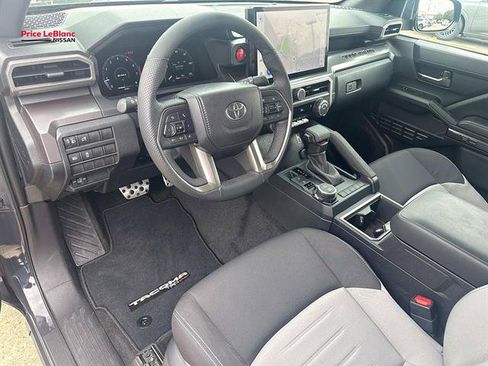 Used 2026 Toyota Tacoma TRD Sport AWD/4WD image 17