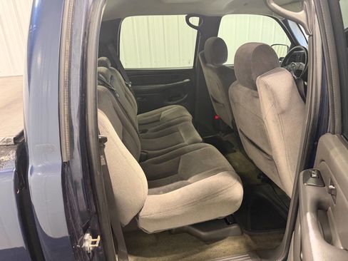 Used 2006 GMC Sierra 1500 SLE w/ Onstar Plus Package AWD/4WD image 12