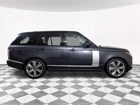 Used 2019 Land Rover Range Rover HSE image 17