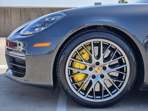 Certified 2019 Porsche Panamera GTS AWD/4WD image 13