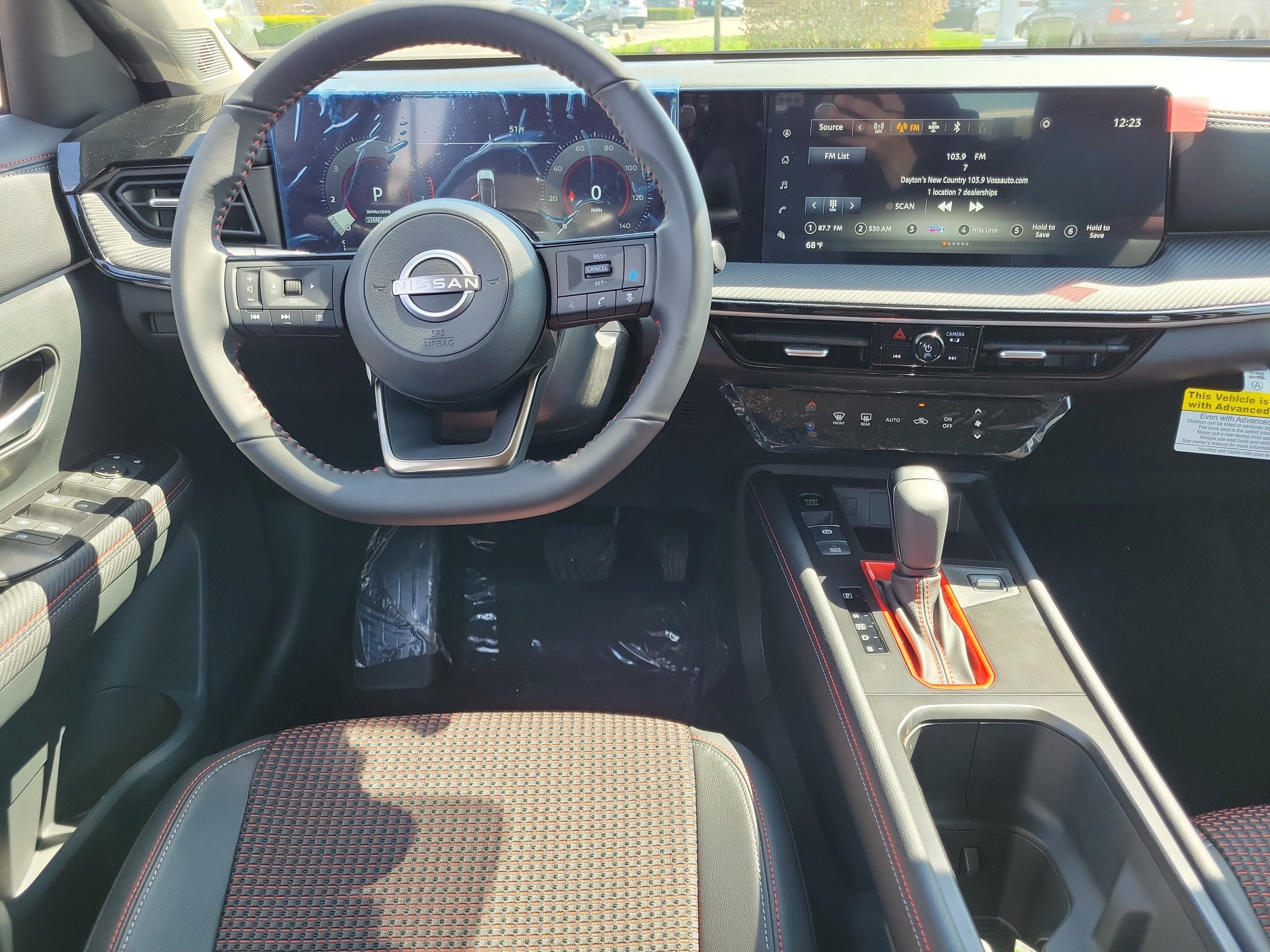 Used 2025 Nissan Kicks SR AWD/4WD image 10