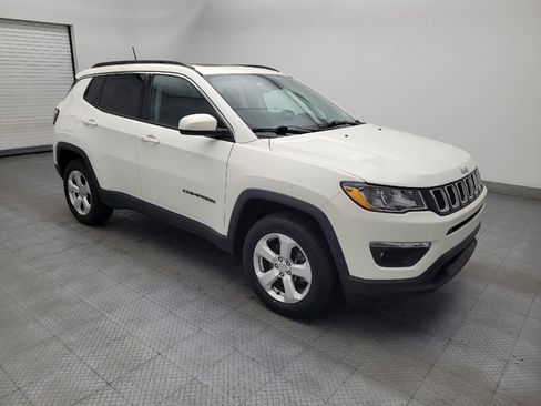 Used 2018 Jeep Compass Latitude w/ Popular Equipment Group AWD/4WD image 11
