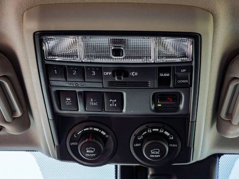 Certified 2023 Toyota 4Runner TRD Off-Road Premium w/ Moonroof Package AWD/4WD image 30
