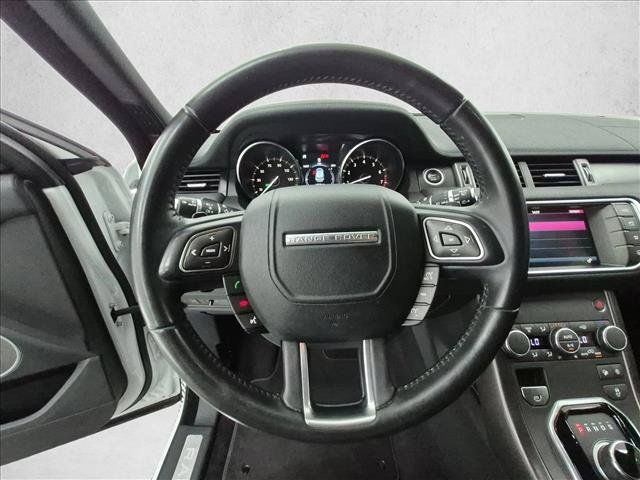 Used 2018 Land Rover Range Rover Evoque SE AWD/4WD image 30