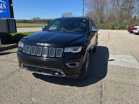Used 2019 Jeep Grand Cherokee Overland image 2
