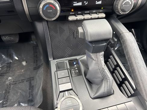 Used 2025 Toyota 4Runner SR5 image 15