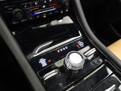 Used 2023 Jeep Grand Cherokee L Summit w/ Luxury Tech Group V AWD/4WD image 26