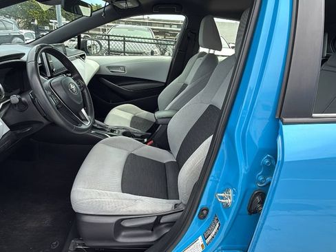 Used 2022 Toyota Corolla SE w/ SE Preferred Package FWD image 23