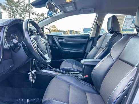 Used 2018 Toyota Corolla SE FWD image 22