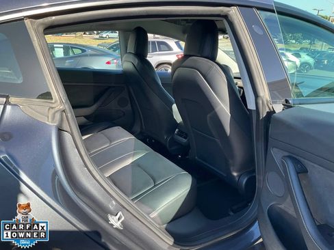 Used 2022 Tesla Model 3 Long Range AWD/4WD image 53