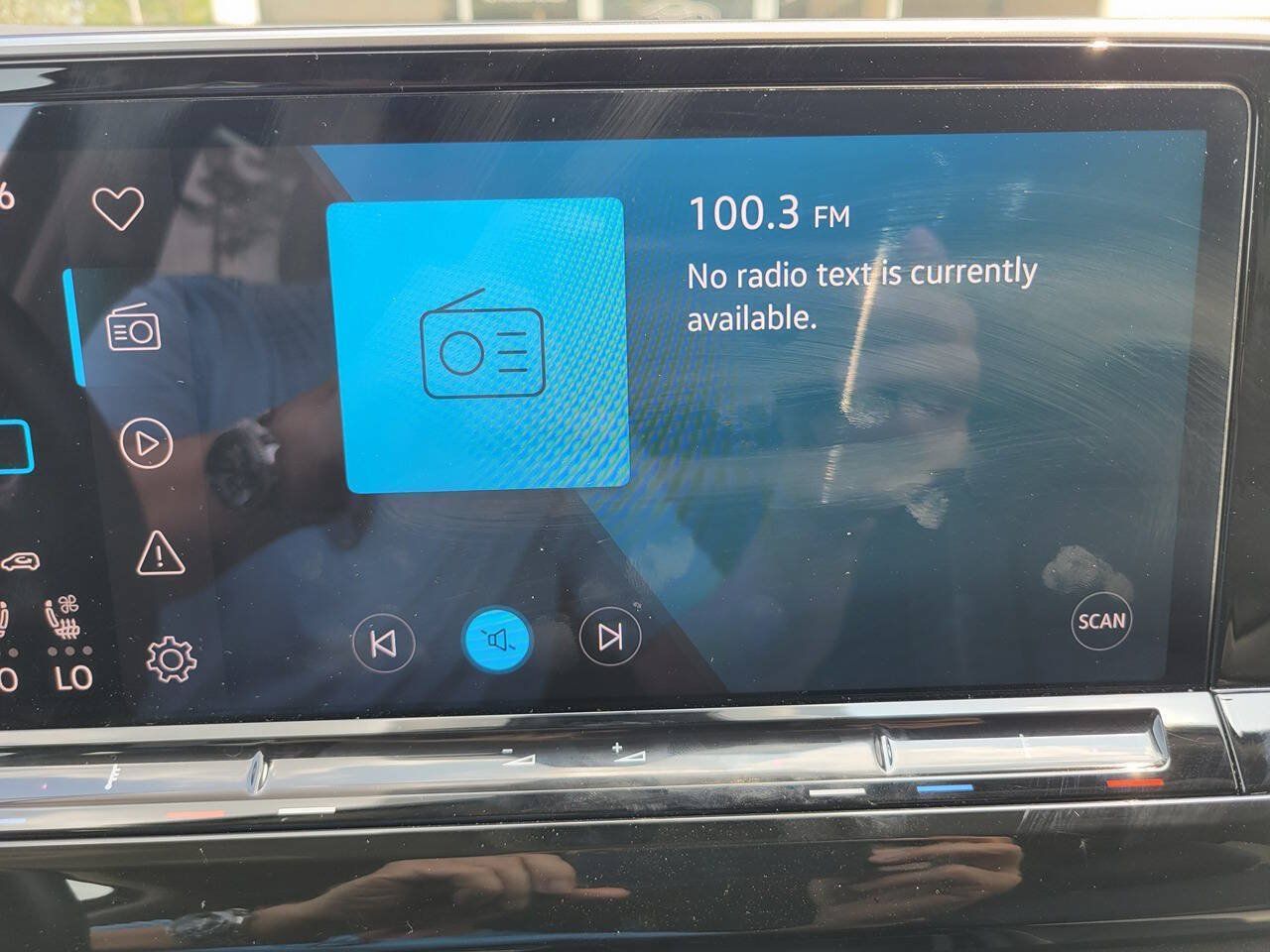 Used 2026 Volkswagen Atlas SE FWD image 23