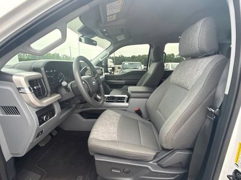 Used 2025 Ford F250 XLT w/ FX4 Off-Road Package AWD/4WD image 26