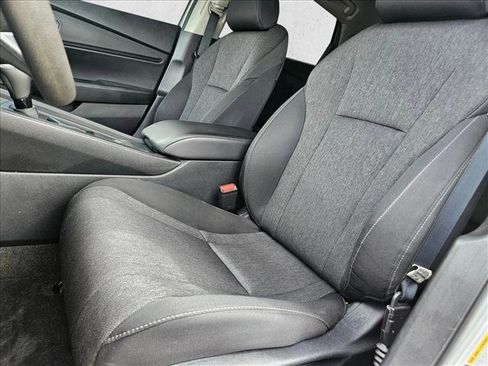 Used 2025 Honda Accord SE image 13