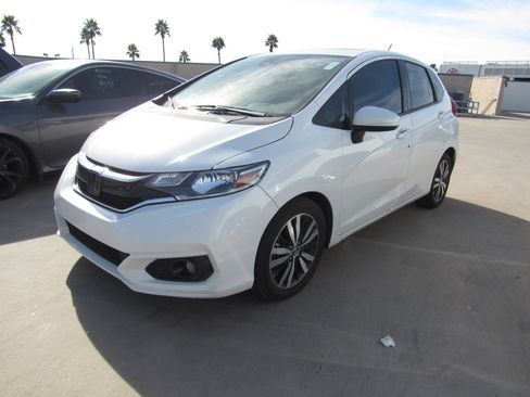Used 2018 Honda Fit EX image 1