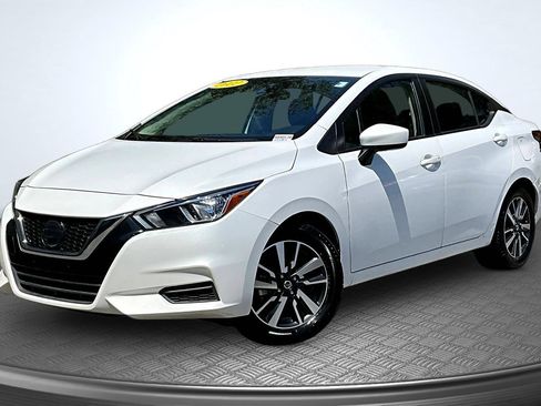 Used 2022 Nissan Versa SV FWD image 1