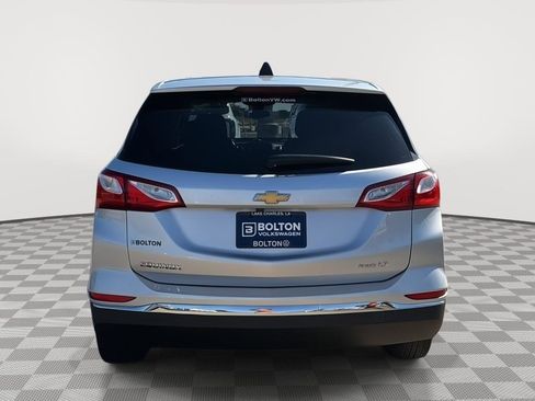 Used 2020 Chevrolet Equinox LT image 4