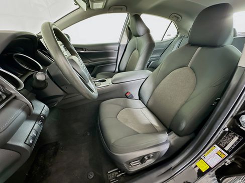 Used 2024 Toyota Camry LE FWD image 13