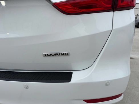 Used 2023 Honda Odyssey Touring image 23