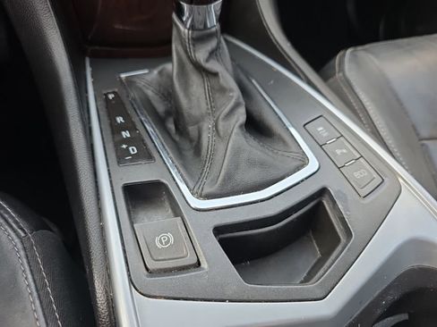 Used 2012 Cadillac SRX Luxury image 26