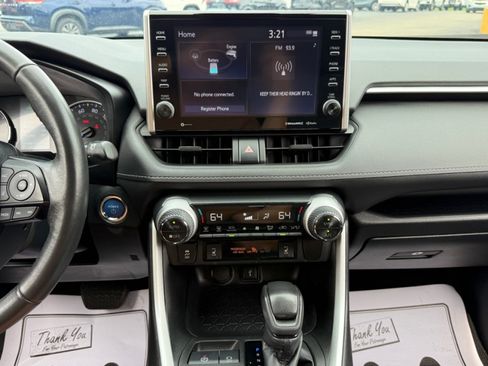Used 2022 Toyota RAV4 XLE w/ Convenience Package AWD/4WD image 13