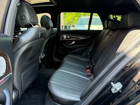 Used 2018 Mercedes-Benz E 400 4MATIC Wagon image 10