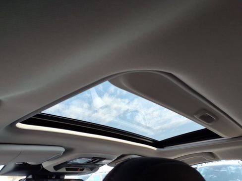 New 2026 Subaru Crosstrek 2.0i Premium AWD/4WD image 5