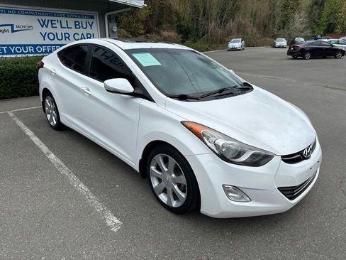 Used 2013 Hyundai Elantra Limited w/ Technology Pkg image 3