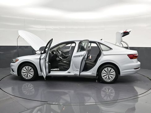 Used 2019 Volkswagen Jetta S FWD image 32