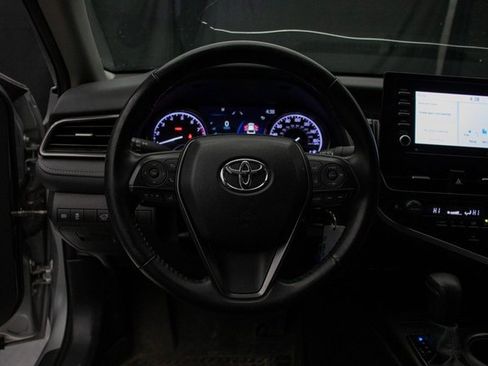 Used 2022 Toyota Camry SE image 24