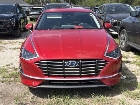 Used 2021 Hyundai Sonata SE w/ Cargo Package FWD image 2