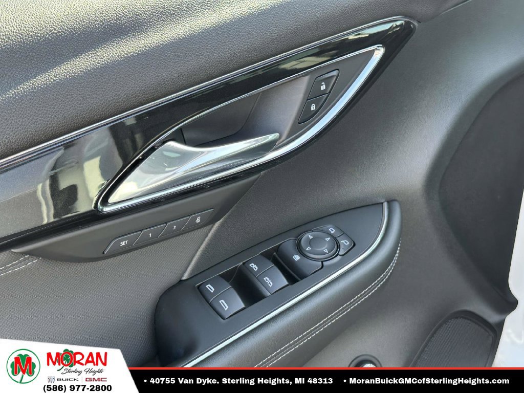 Certified 2025 Buick Envision Preferred AWD/4WD image 16