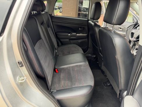 Used 2022 Mitsubishi Outlander Sport SE FWD image 13