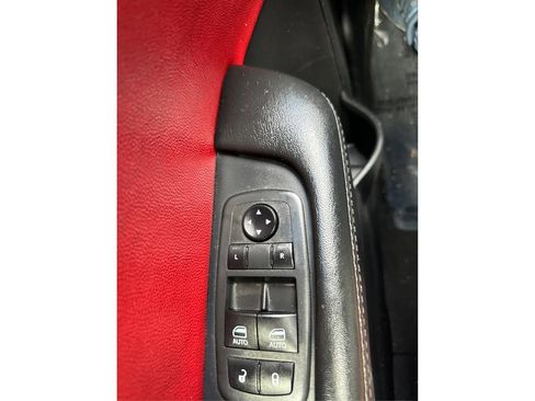 Used 2020 Dodge Challenger SXT w/ Blacktop Package image 32