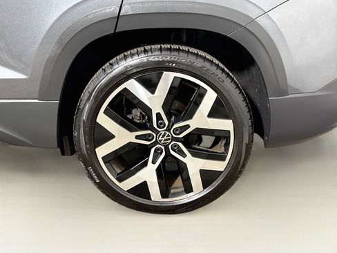 Used 2023 Volkswagen Taos SEL AWD/4WD image 26