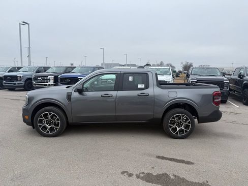 New 2026 Ford Maverick Lariat image 38