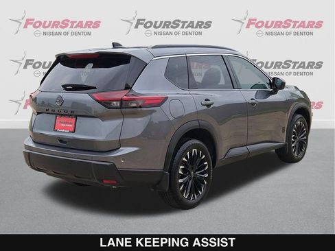 New 2026 Nissan Rogue SV FWD image 4