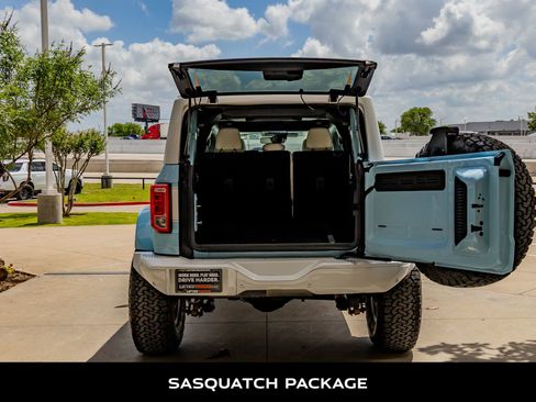 Used 2025 Ford Bronco Heritage Edition image 9