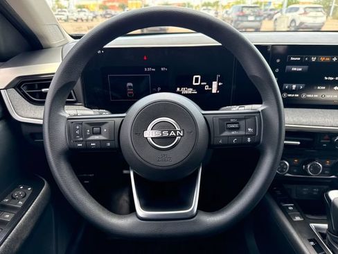 Certified 2025 Nissan Kicks SV w/ Charging Package FWD image 15